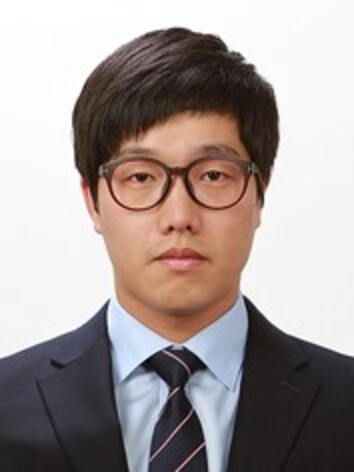 김창우